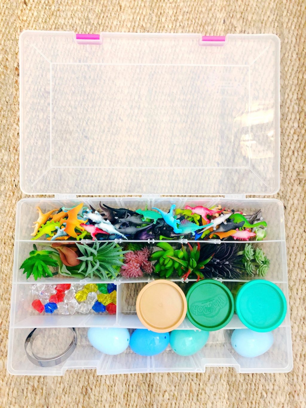 How To Make DIY Sensory Kits for Kids - Veronika's Blushing